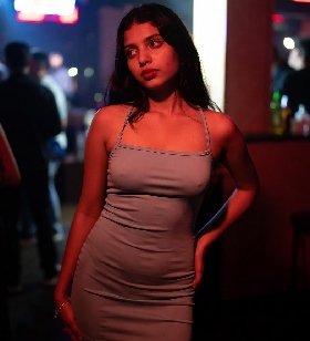 Riya 28 years Lucknow high class escort profile