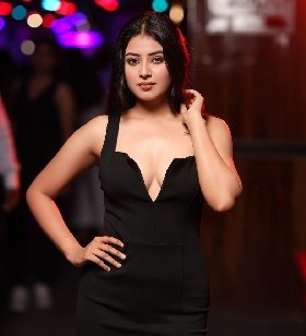 Serena 23 years Lucknow celebrity model escort photo